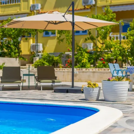Apartment Lovely In Rab With Wifi Rab Town
